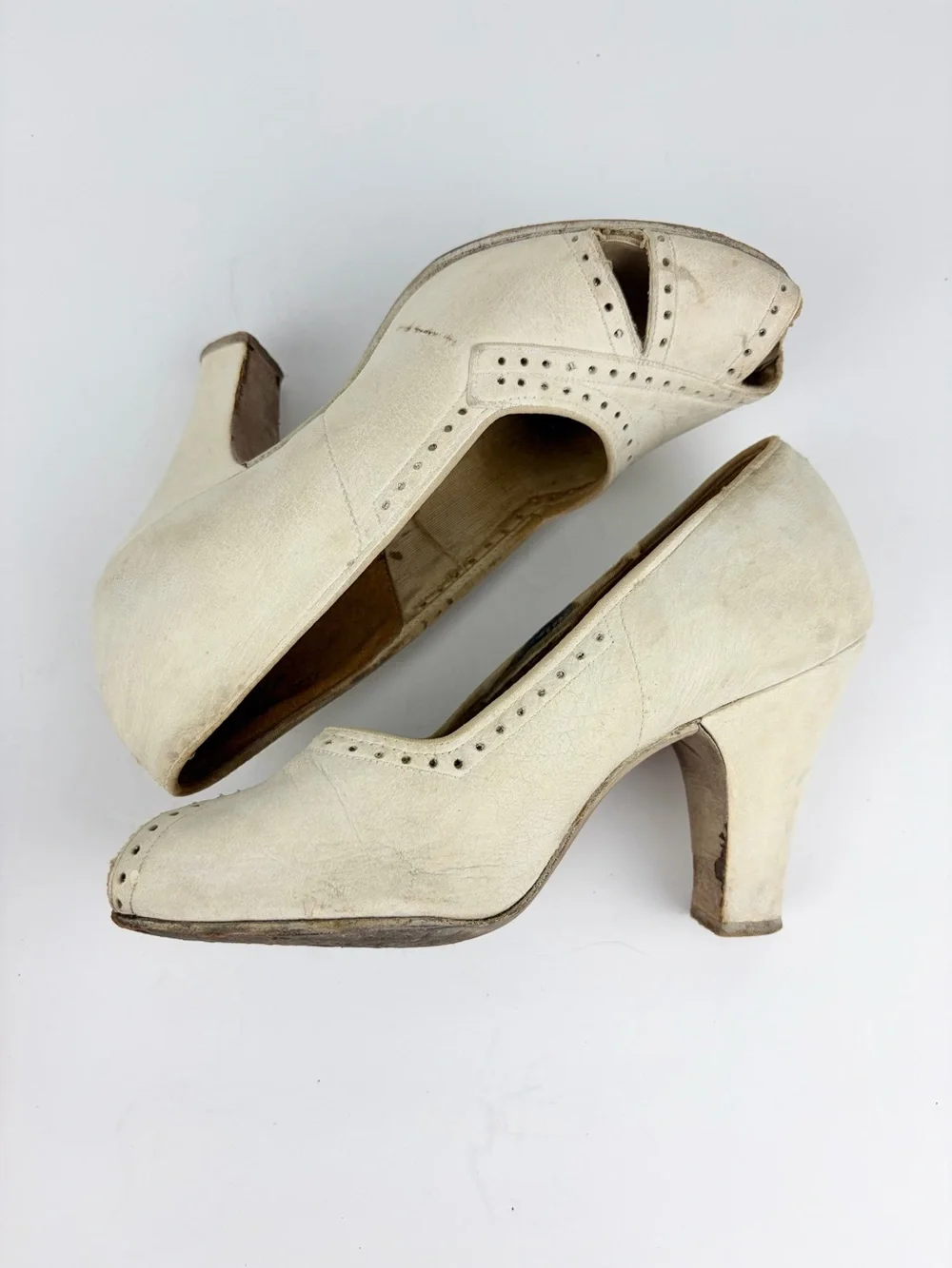 VTG 30s 40s Jacqueline Wohl Cream Vintage Peep Toe Cutout Heels